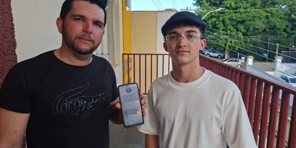 Bonjesuense cria grupo de assobio que vira febre e mobiliza ação solidária no Sul de&nbsp;Minas